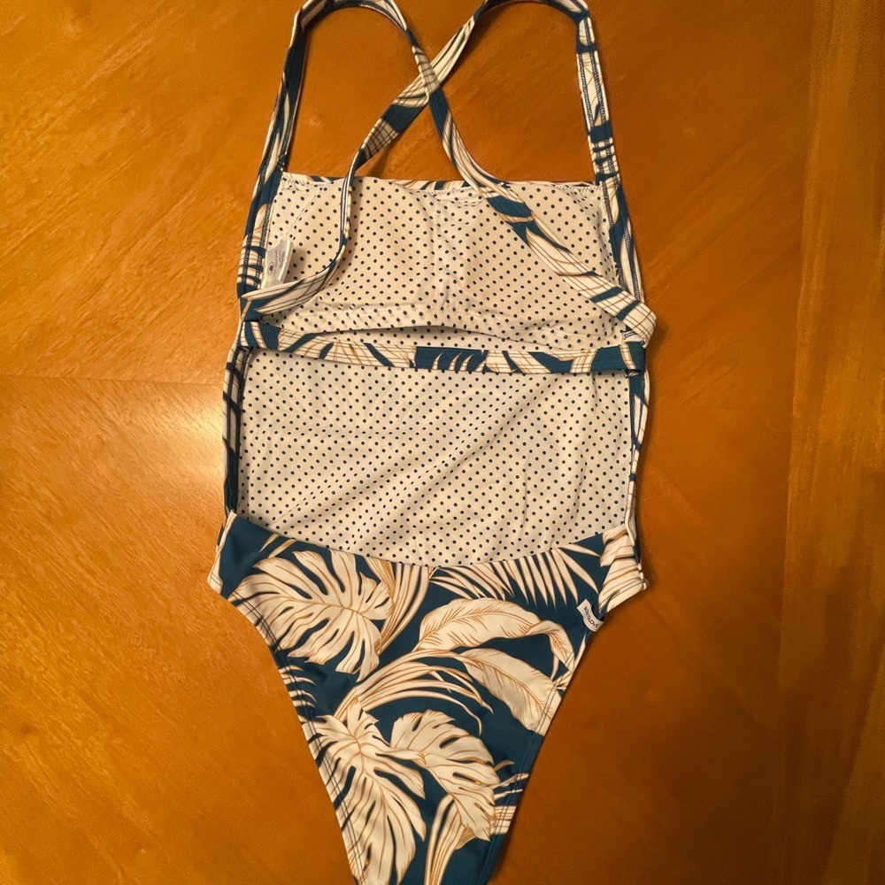 Body Glove One Piece - Picture 5 of 7